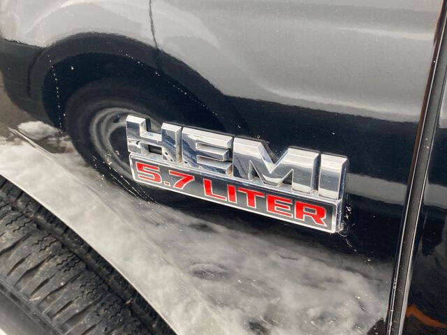 2022 RAM 1500 Classic SLT