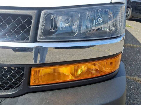 2023 Chevrolet Express 2500