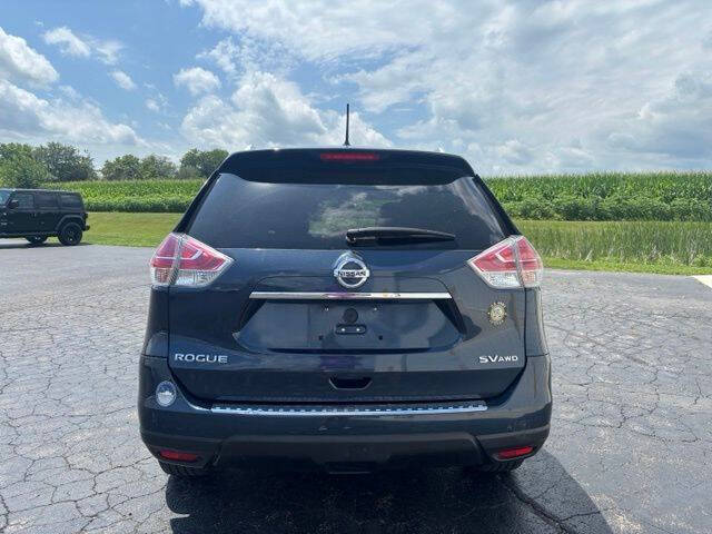 2016 Nissan Rogue SV
