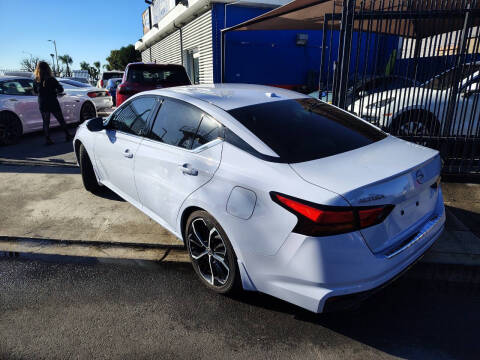 2023 Nissan Altima 2.5 SR