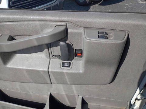 2017 Chevrolet Express 2500