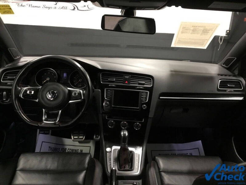 2017 Volkswagen Golf GTI SE