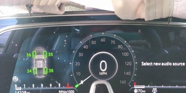 2024 Cadillac Escalade ESV Premium Luxury