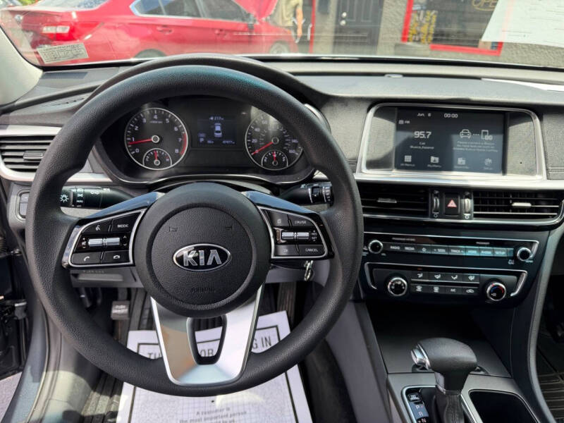 2020 Kia Optima LX