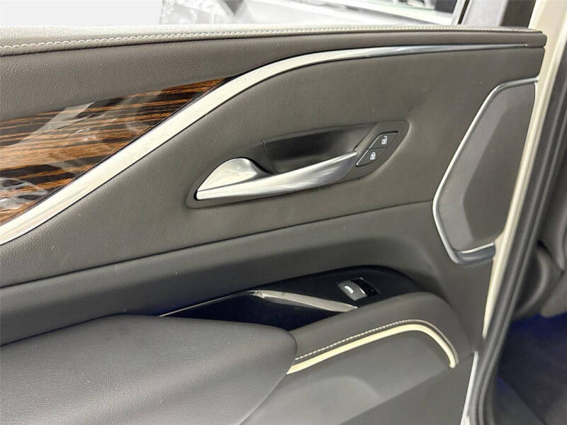 2022 Cadillac Escalade Premium Luxury