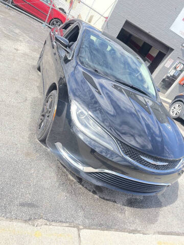 2017 Chrysler 200 Limited Platinum