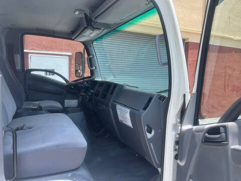 2018 Isuzu NRR