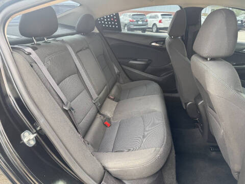 2017 Chevrolet Cruze LT Auto