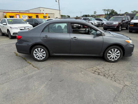 2013 Toyota Corolla LE