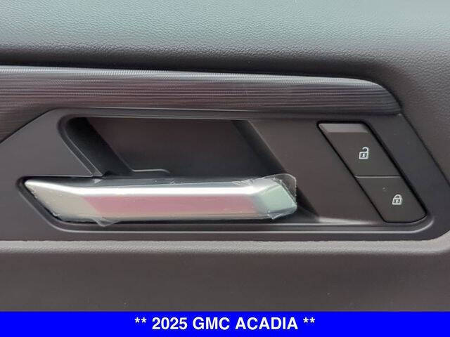 2025 GMC Acadia Elevation