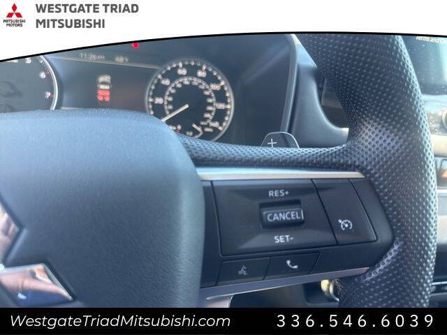 2026 Mitsubishi Outlander ES