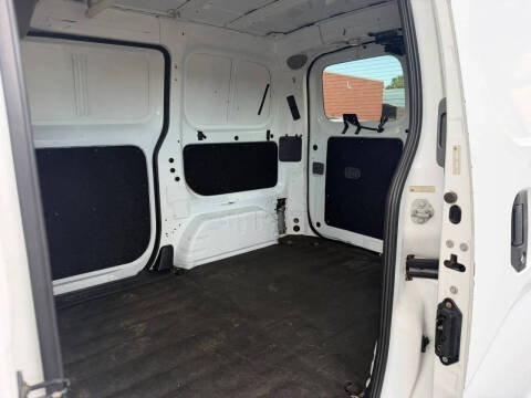 2014 Nissan NV200