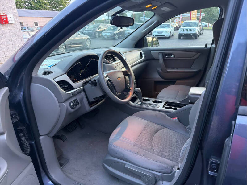 2013 Chevrolet Traverse LS