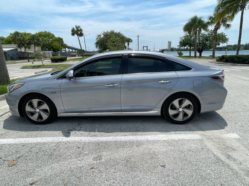 2016 Hyundai Sonata Hybrid for sale at 5 Star Motorcars in Fort Pierce FL