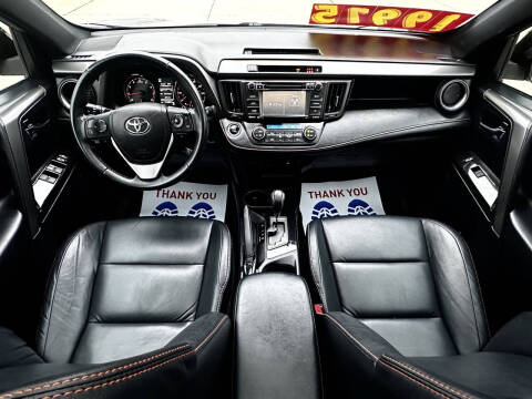2018 Toyota RAV4 SE