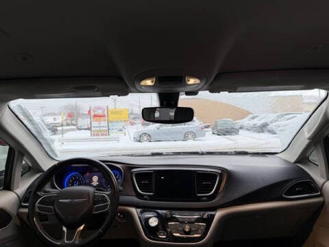 2018 Chrysler Pacifica Touring L Plus