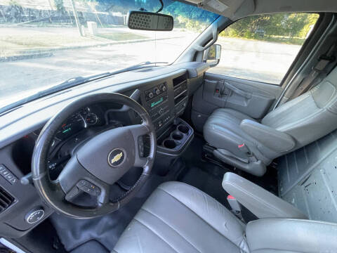 2020 Chevrolet Express 2500