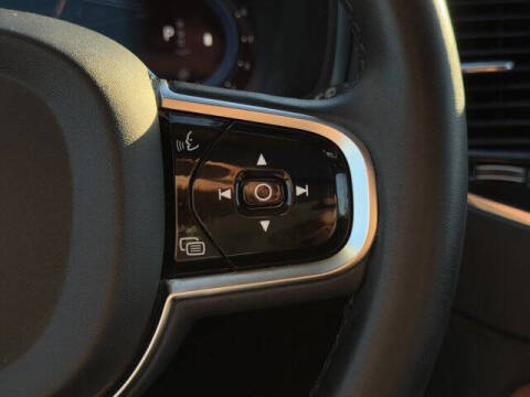 2023 Volvo XC90 B6 Plus Bright Theme 7P