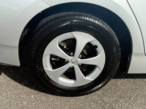 2013 Toyota Prius Three