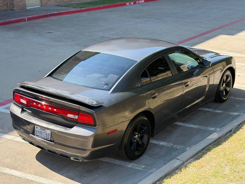 2013 Dodge Charger SE