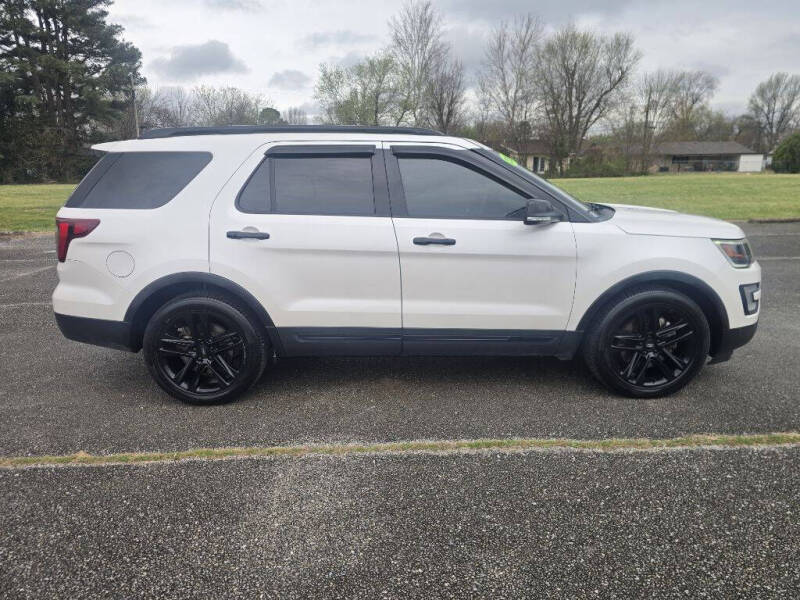 2017 Ford Explorer Sport