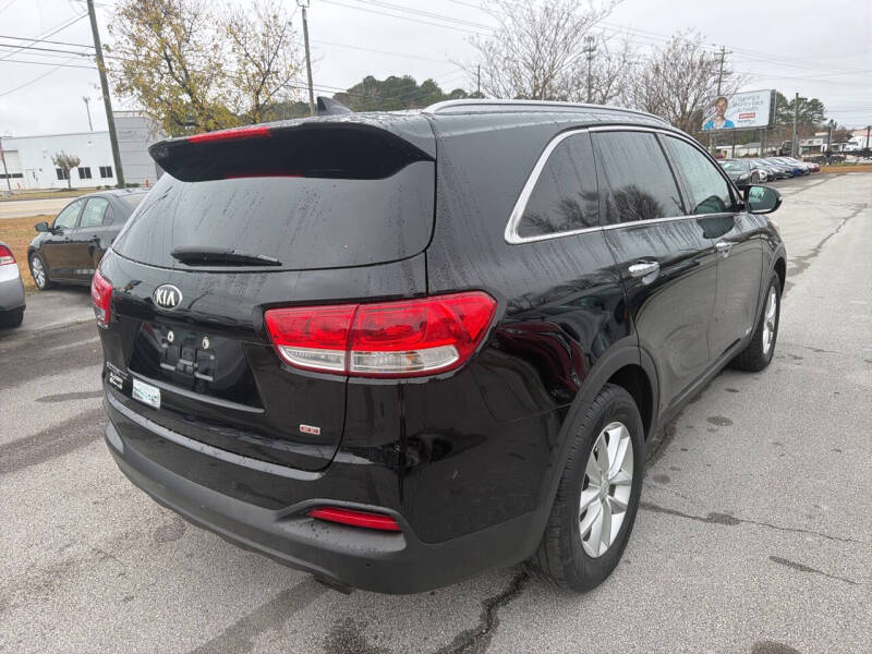 2017 Kia Sorento LX