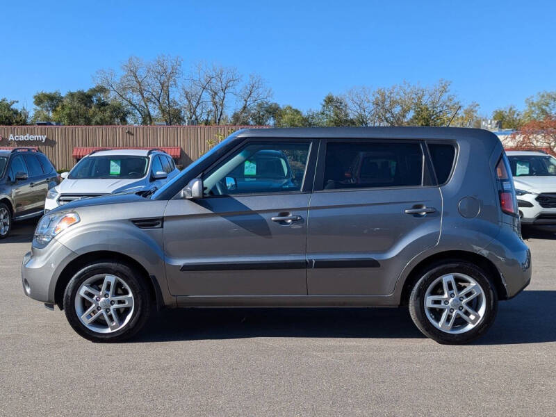 2011 Kia Soul +