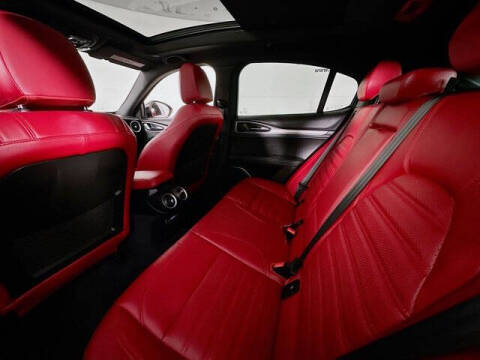 2022 Alfa Romeo Stelvio Veloce