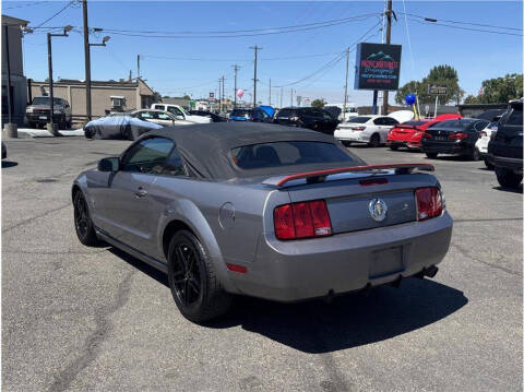 2006 Ford Mustang