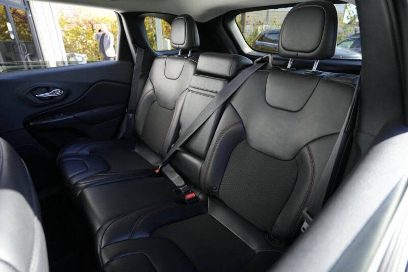 2019 Jeep Cherokee Trailhawk