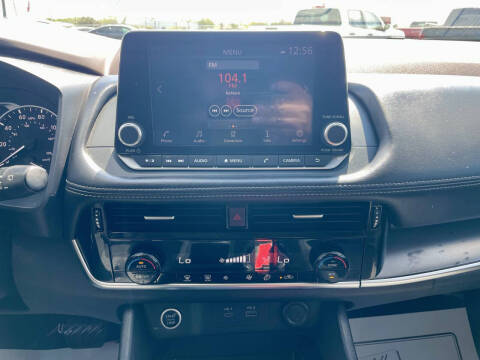 2022 Nissan Rogue SV