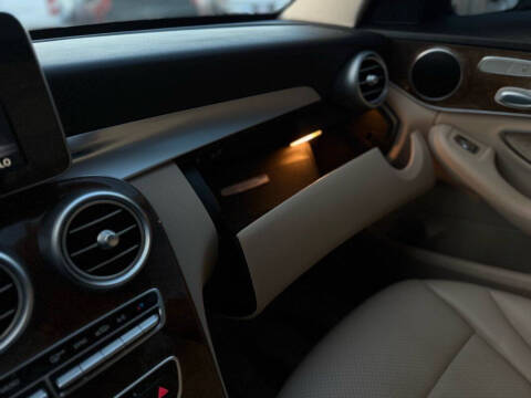 2017 Mercedes-Benz C-Class