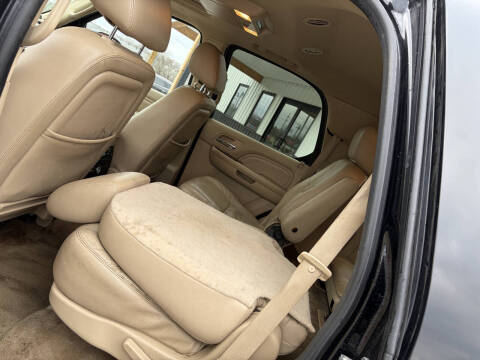 2012 Cadillac Escalade Luxury