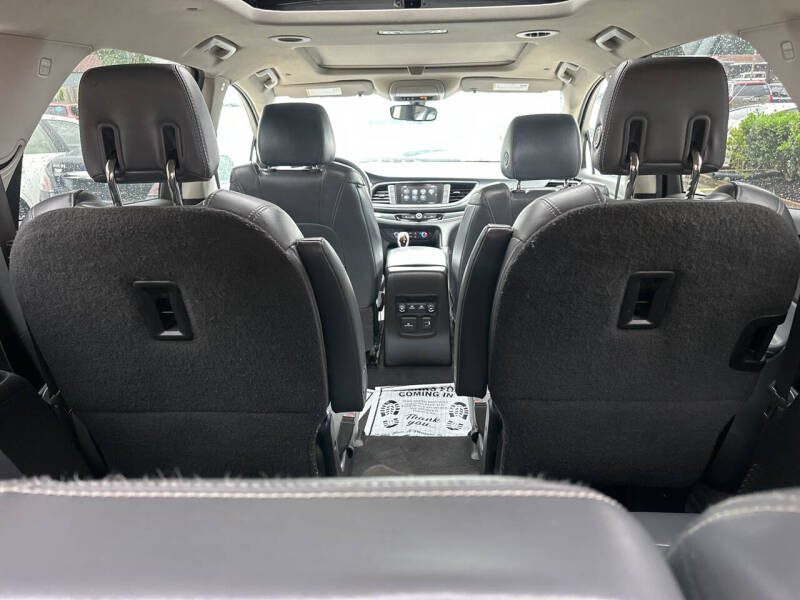 2018 Buick Enclave Essence