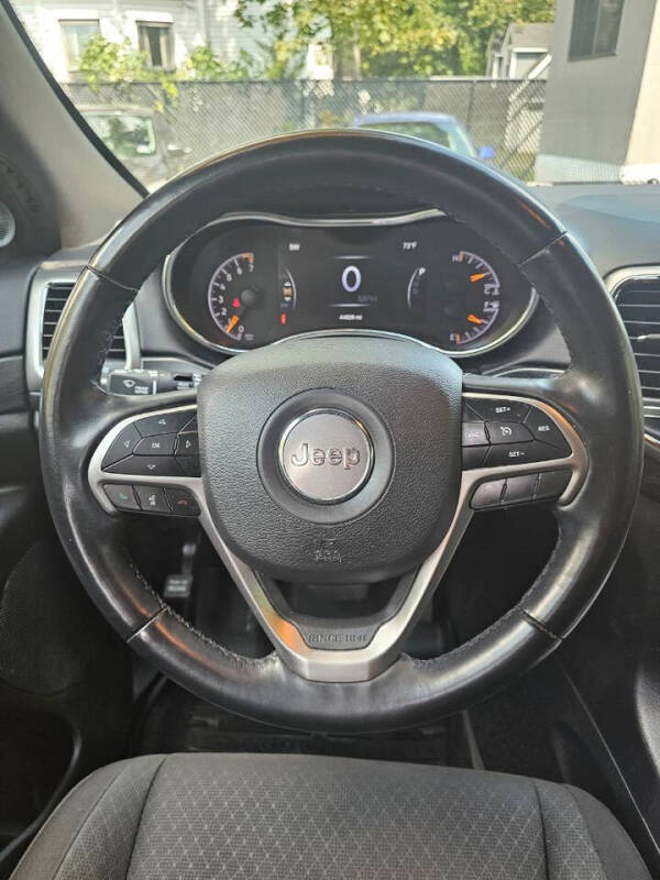 2021 Jeep Grand Cherokee Laredo E