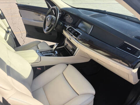 2010 BMW 5 Series 550i Gran Turismo