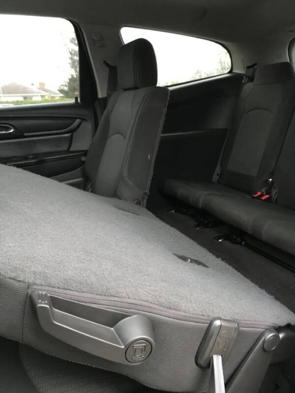 2017 Chevrolet Traverse LT