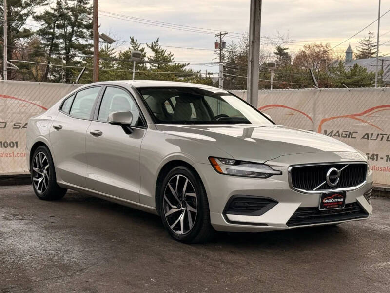 2019 Volvo S60 T6 Momentum