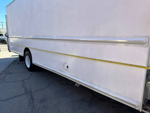 2011 Freightliner MT55 Chassis