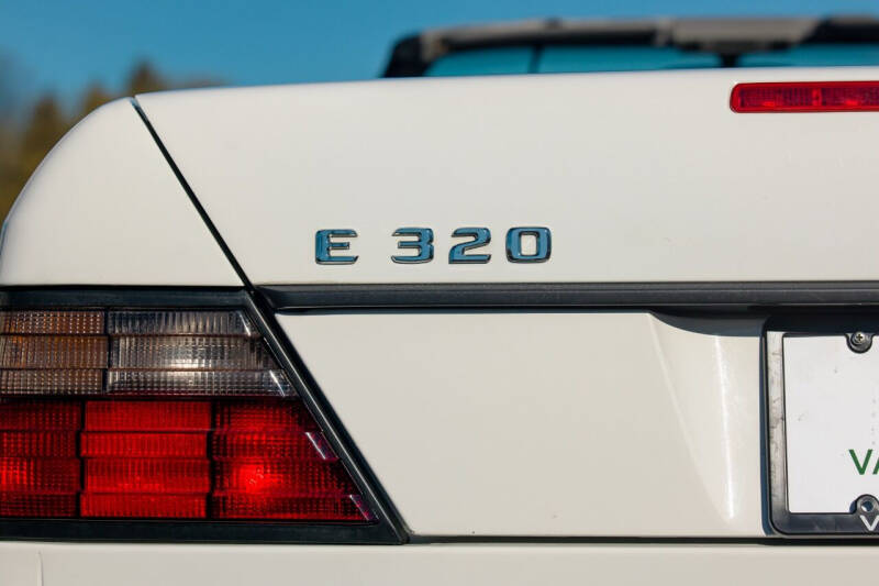 1995 Mercedes-Benz E-Class E 320