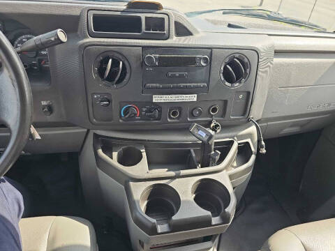 2019 Ford E-Series E-450 SD