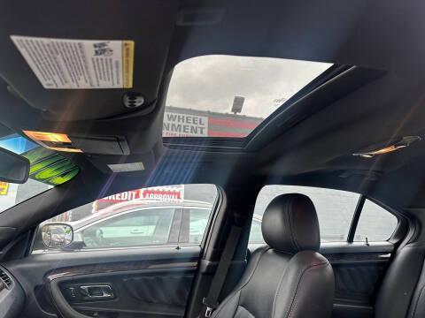 2018 Ford Taurus Limited