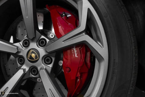 2023 Lamborghini Urus S