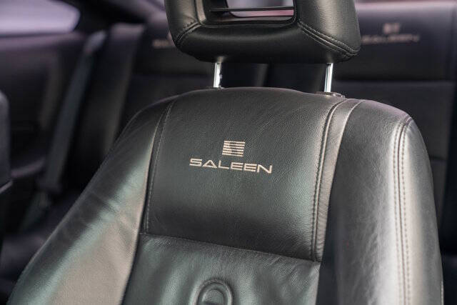 2006 Ford Mustang 15