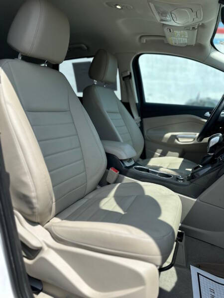 2014 Ford Escape Titanium