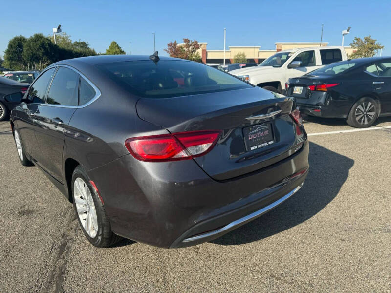 2017 Chrysler 200 Limited Platinum