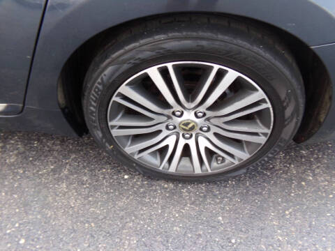 2015 Kia Cadenza Premium