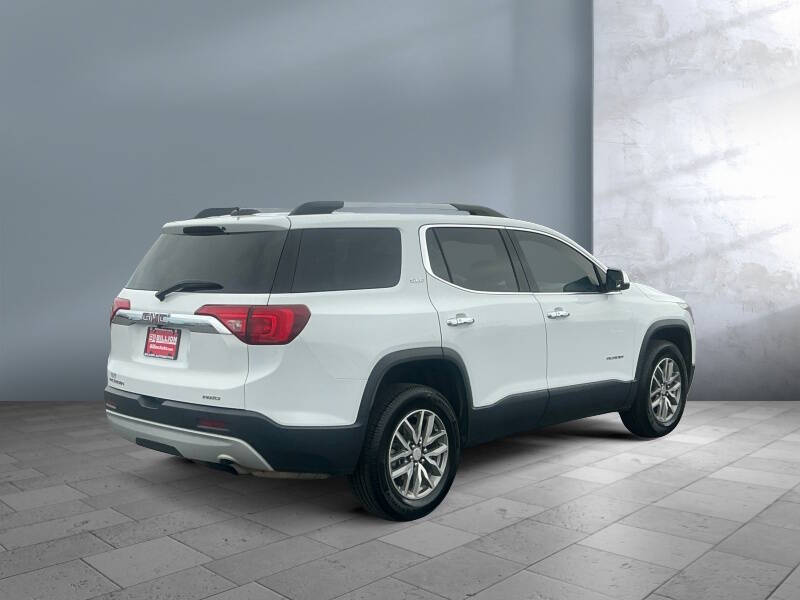 2018 GMC Acadia SLE-2