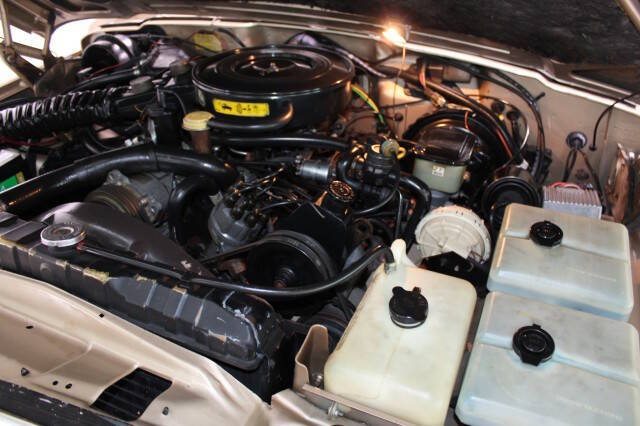 1989 Jeep Grand Wagoneer