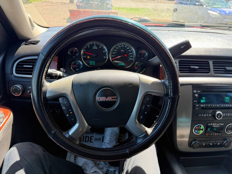 2012 GMC Yukon XL SLT
